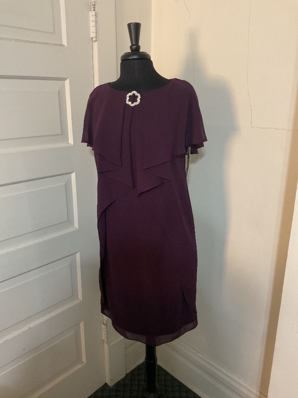 EMMA STREET EGGPLANT SIZE 6 SPECIAL OCCASION DRESS NWT
